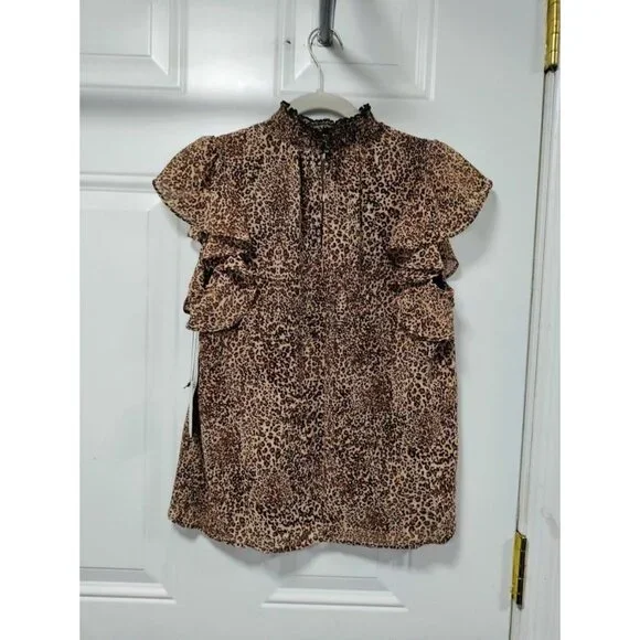NWT 1State Cheetah Whimsy Blouse Top Short Fairy Sleeve VNeck Choker Style Small - Picture 5 of 14